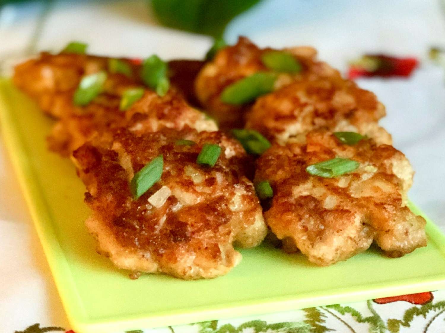 6334387-chicken-fritters-Yoly-4x