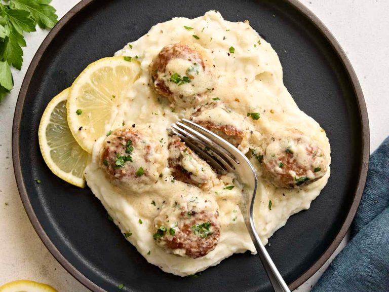 Chicken-Meatballs-in-Cream-Sauce